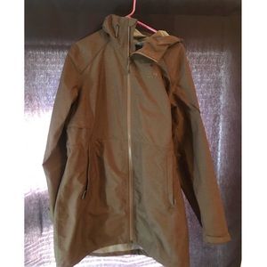 Mountain Hardwear Rain Jacket